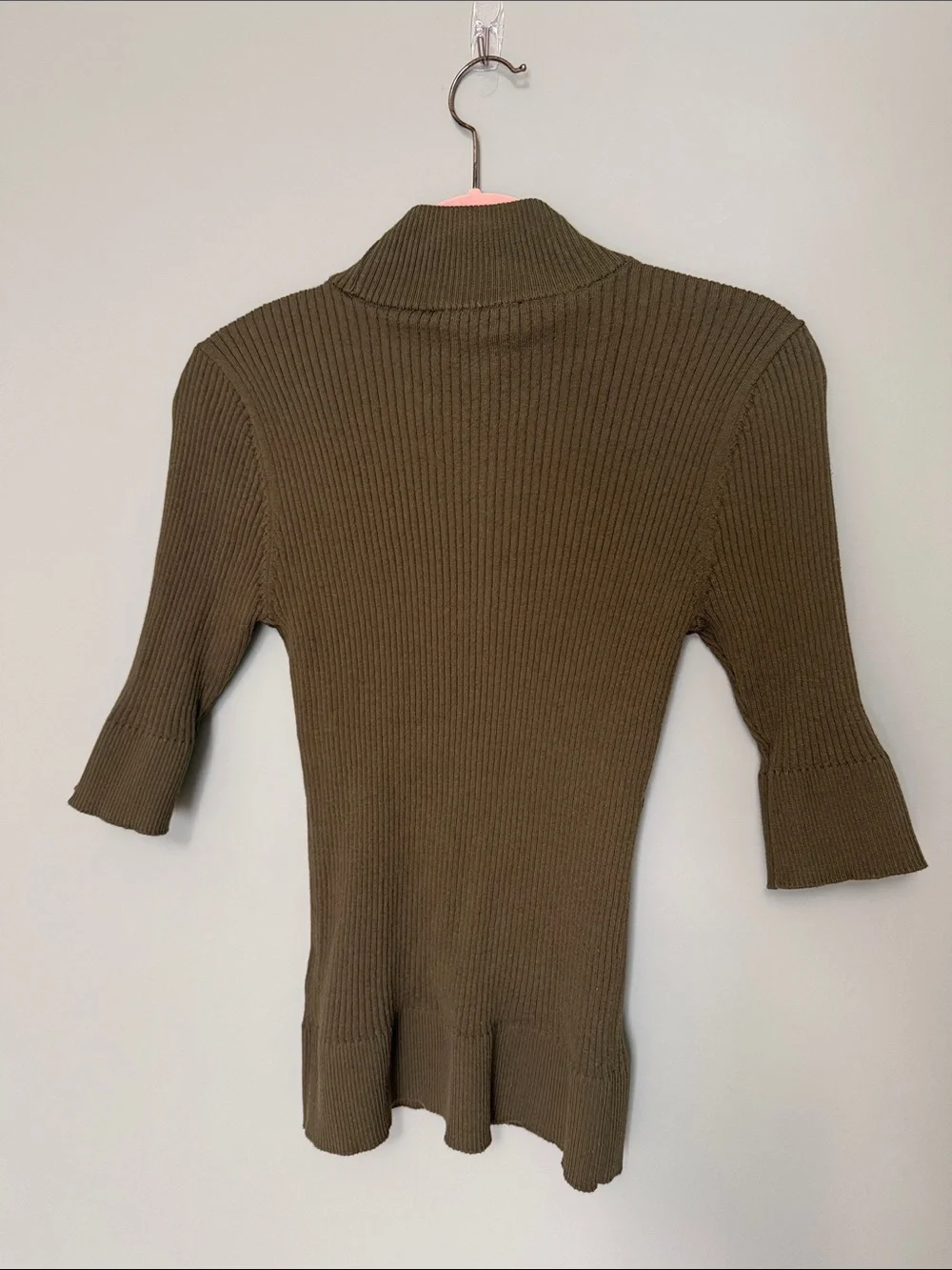 DKNY Olive Ribbed Stretch Turtleneck Sweater Top